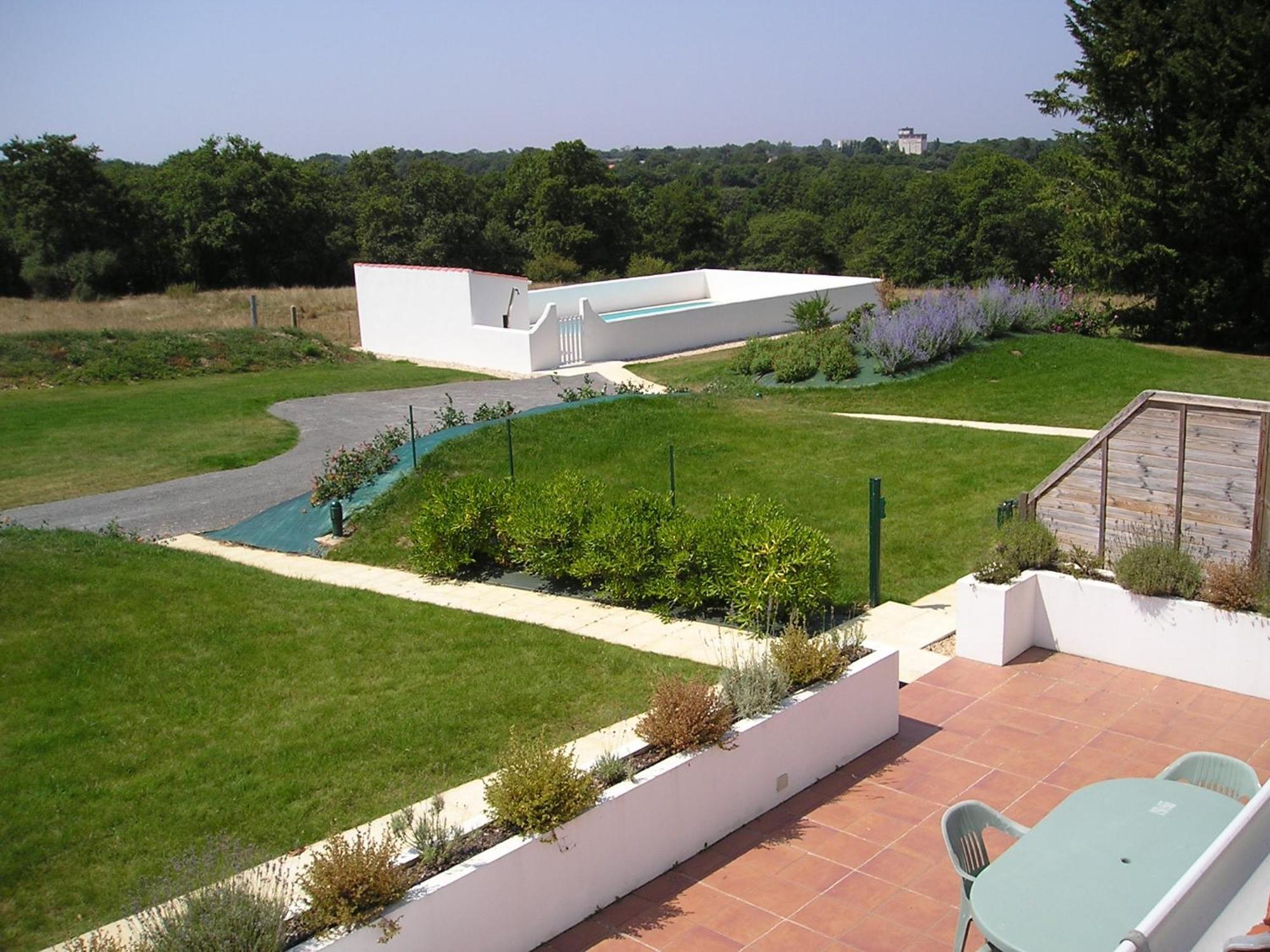 Maison De Campagne Pour 6 Avec Piscine Commequiers Экстерьер фото