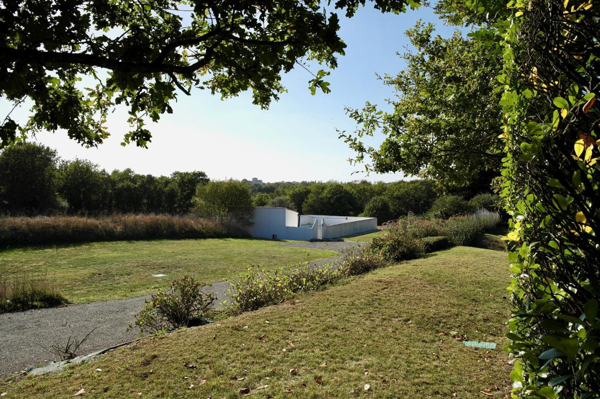Maison De Campagne Pour 6 Avec Piscine Commequiers Экстерьер фото
